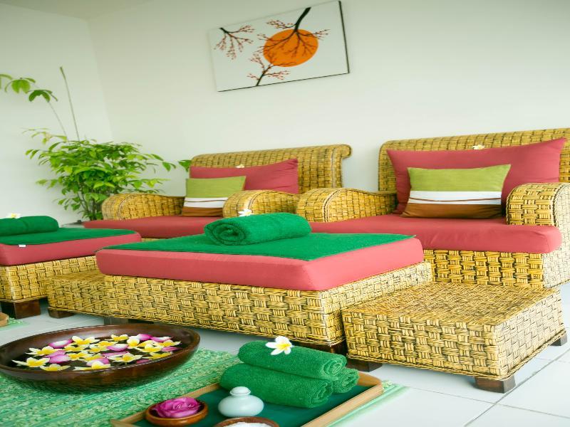Kuta Station Hotel And Spa Bali Esterno foto