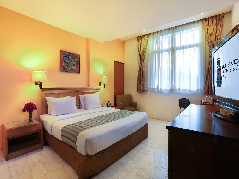 Kuta Station Hotel And Spa Bali Esterno foto