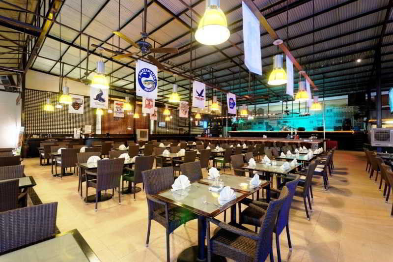 Kuta Station Hotel And Spa Bali Esterno foto
